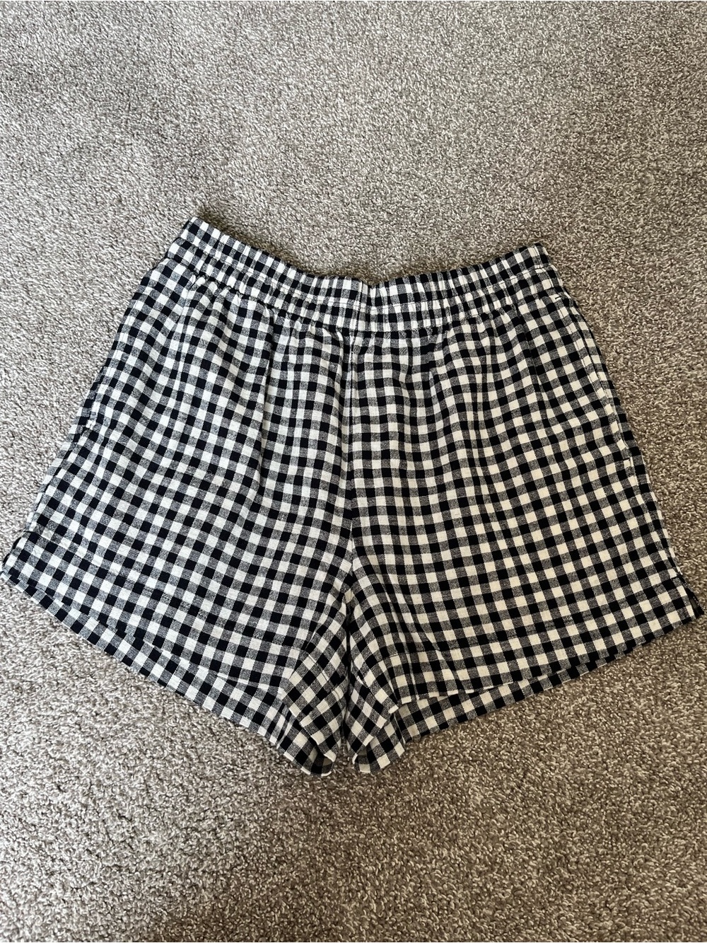 Old navy linen blend gingham shorts NWOT